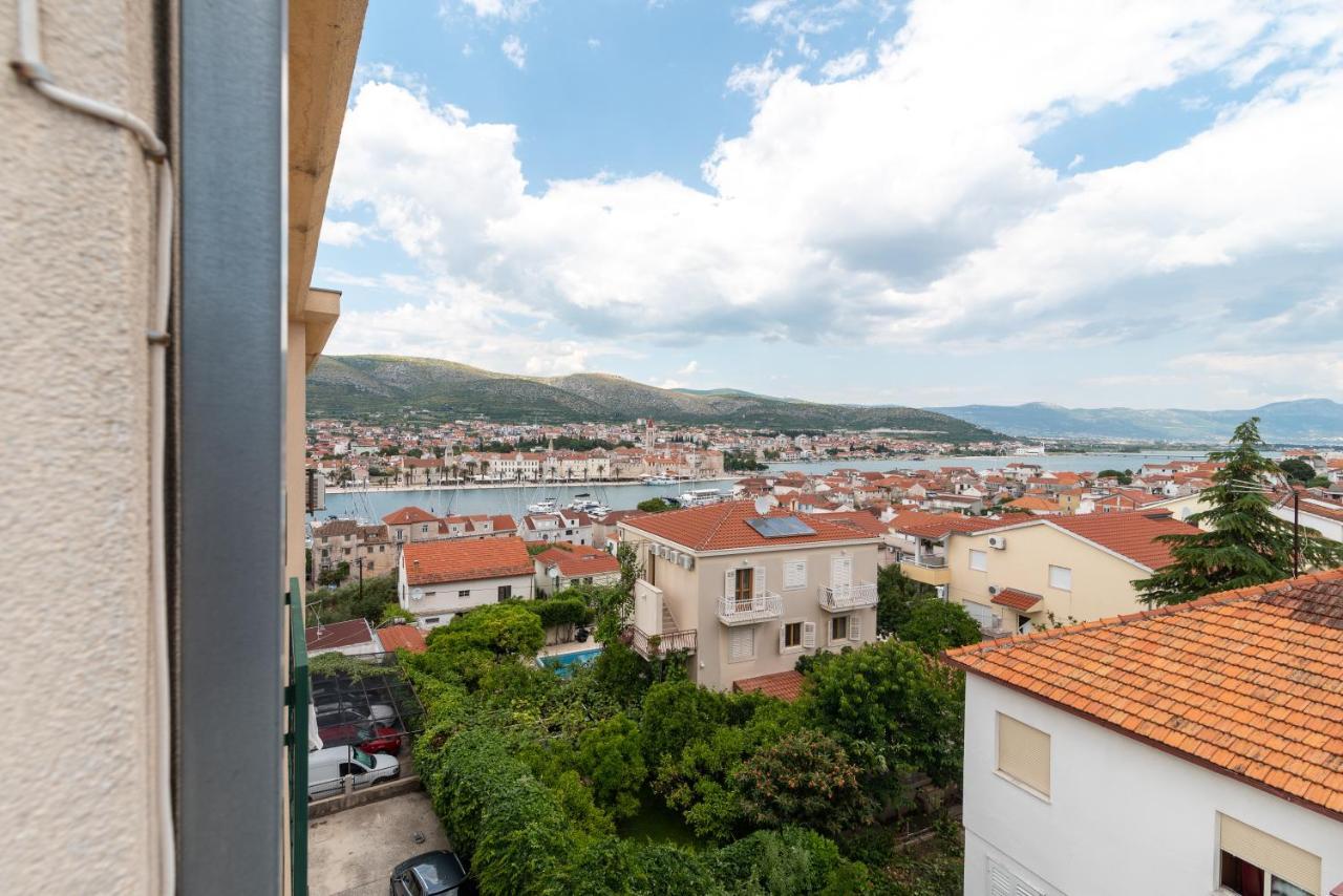 Apartman Dildo Appartement Trogir Buitenkant foto