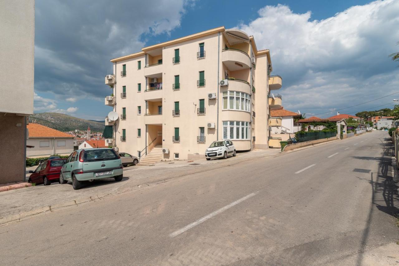 Apartman Dildo Appartement Trogir Buitenkant foto