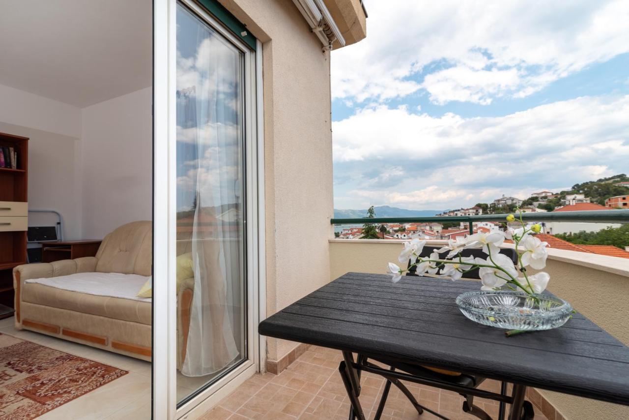 Apartman Dildo Appartement Trogir Buitenkant foto