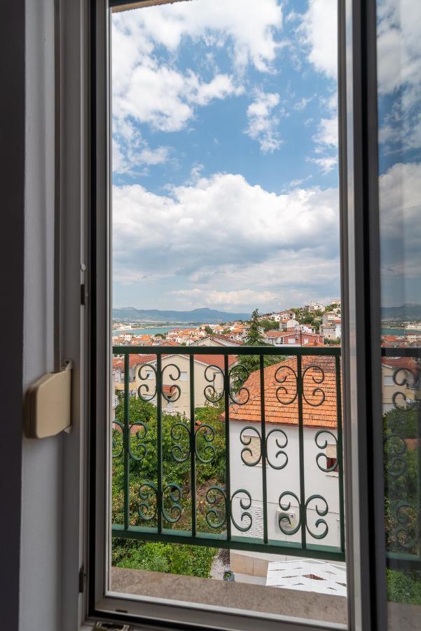 Apartman Dildo Appartement Trogir Buitenkant foto